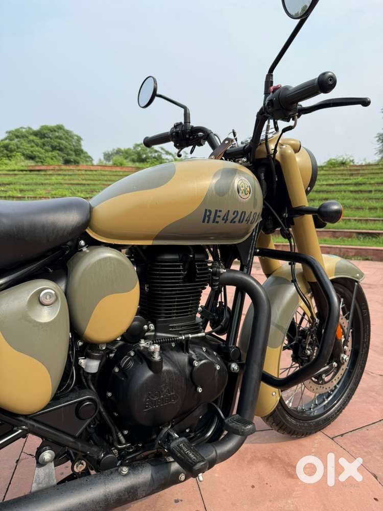 Royal Enfield 350 Classic comando sand varient