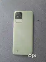  Realme Narzo 50i smartphone