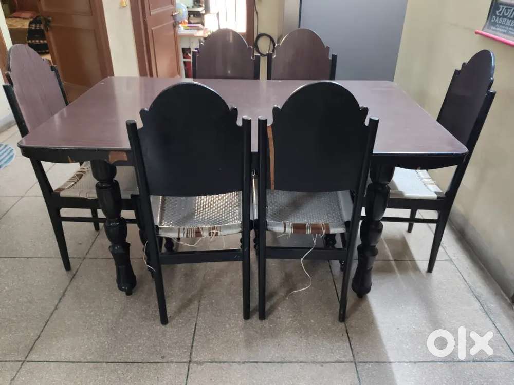 Dinning Table