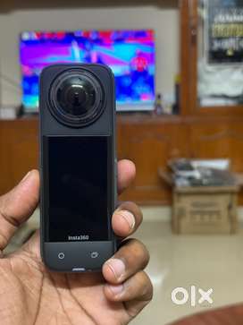 Insta 360 X4