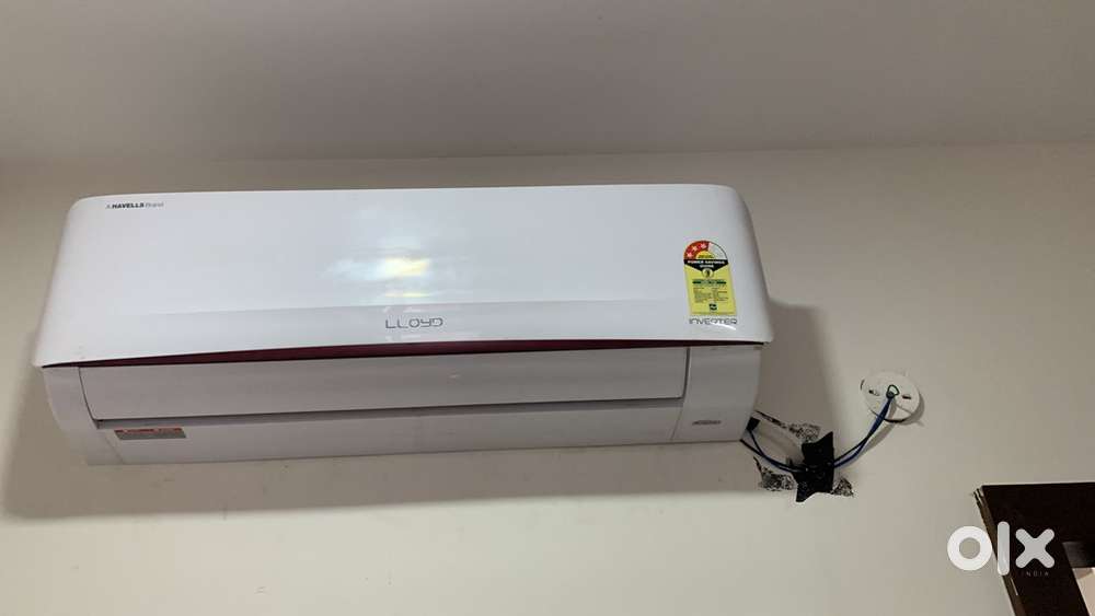 Lloyd 1.5 ton hot & cold ac