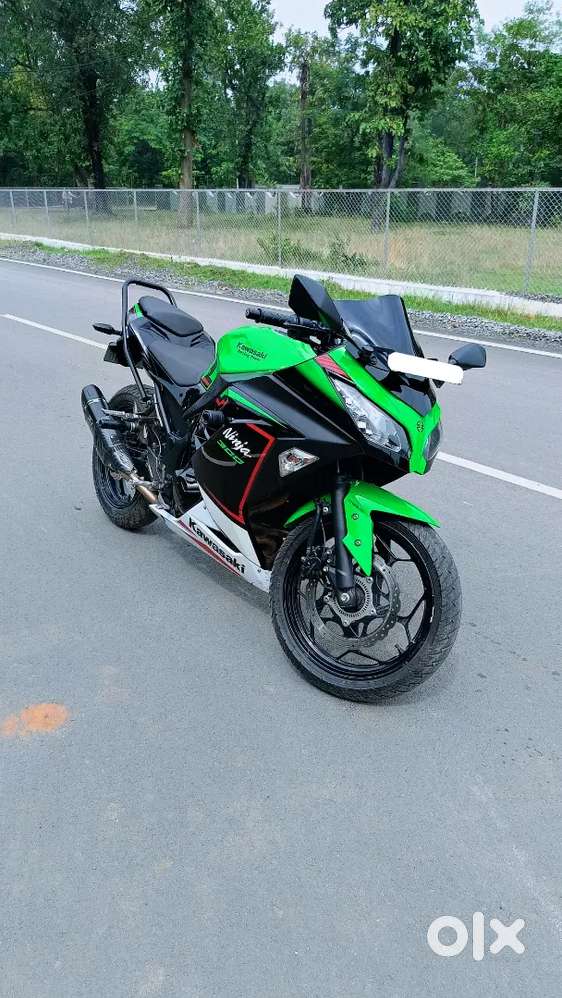 Kawasaki ninja 300 in mint condition