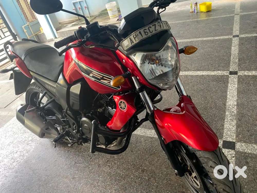 Yamaha FZ 2015