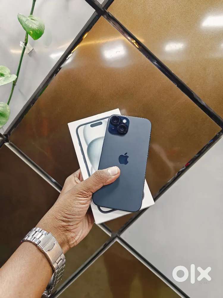 Iphone 15 5G (128Gb)..Full Box Kit..10 Days Warranty Left..