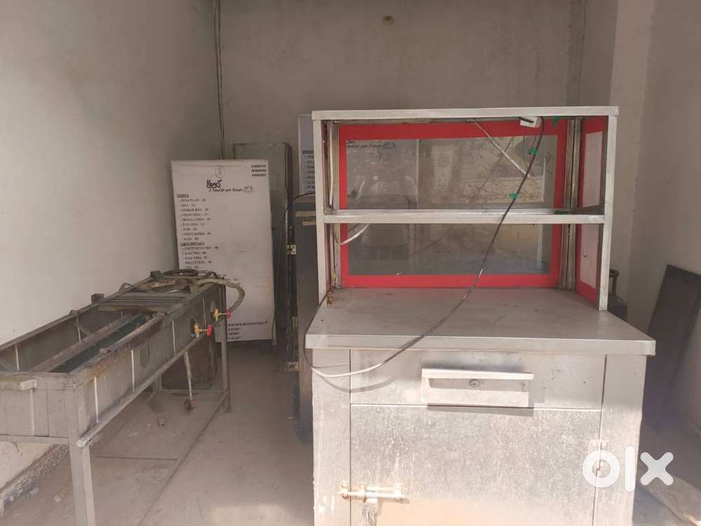 Tiffin Center Kitchen Items