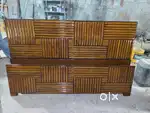 Natural Oil Content: Teak wood

contains natural oils that re