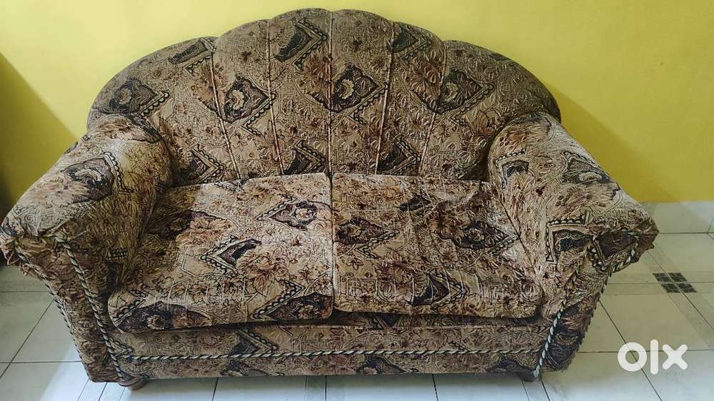 Sofa(5000/-), Dressing table without mirror(1500/-), Alna(2500/-)