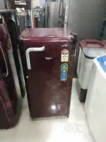 44,,, Wirlpool fridge neat condition