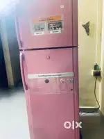 5 YEARS WARRANTY SAMSUNG DUBBLE  DOOR FRIDGE ONLY 2MONTH USED FIX RATE