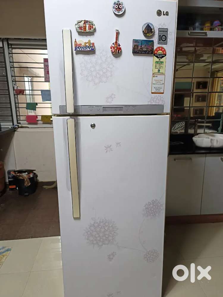 Double door LG refrigerator perfectly working