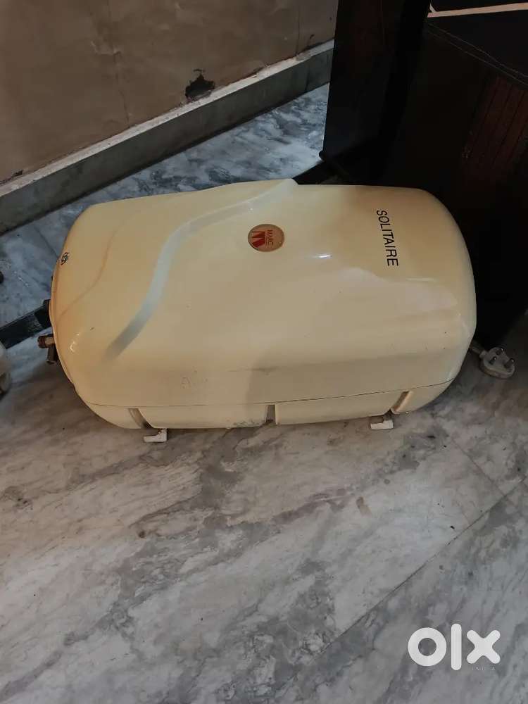 Marc geyser with copper tank