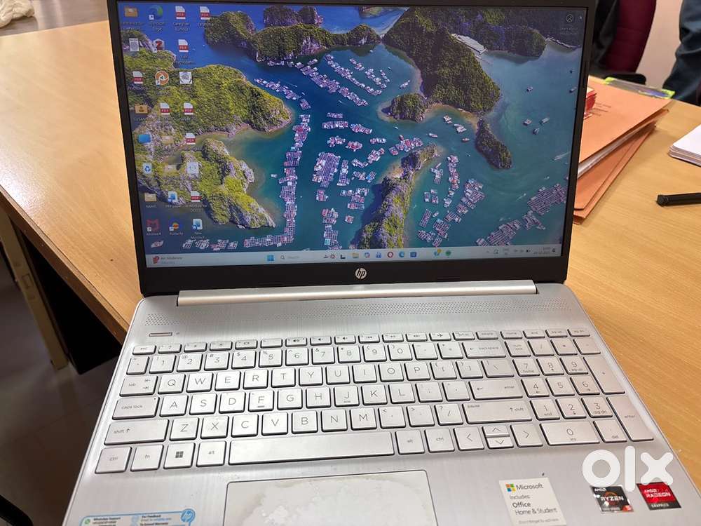 AMD Ryzen 5 5500U with Radeon Graphics