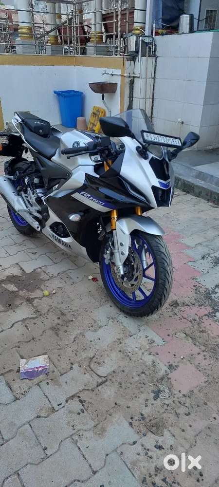 YMAHA R15 MODEL.2022 DEC FIRST OWNER