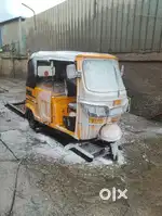 Auto vs car driver