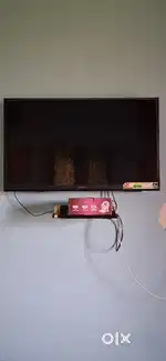 Sony Bravia 32 In TV (2017)+Motorola Smart Device–Excellent Condition