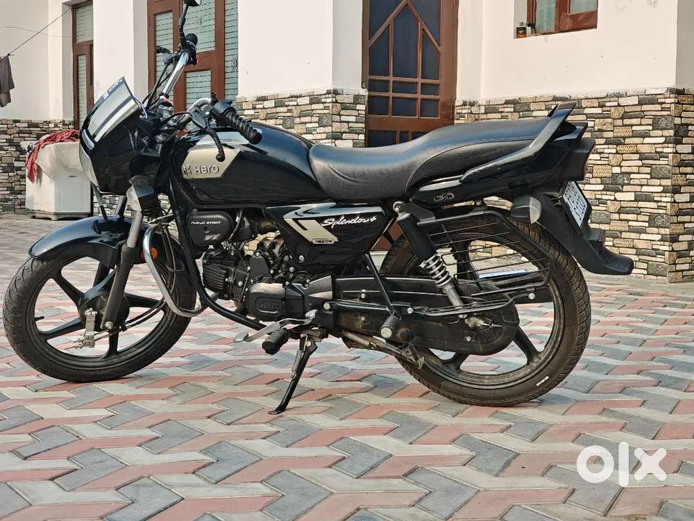 Splendor xtec Bilkul new condition with lemilation