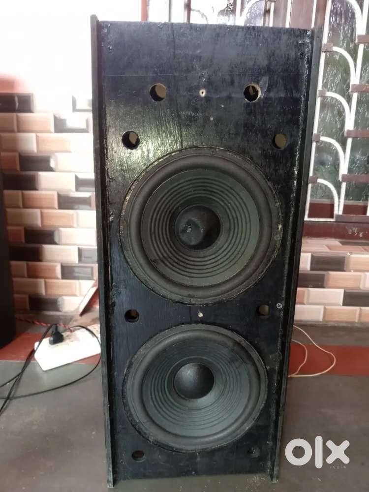 8 inch dual speaker box  with cabinet without amplifier