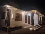 4 quarter s അടങ്ങിയ building, കൂടാതെ ഏകദേശം 1200sq feet ഉള്ള house