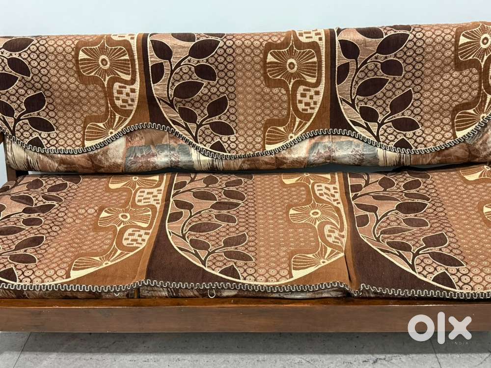 Sofa seti 5 seater with table