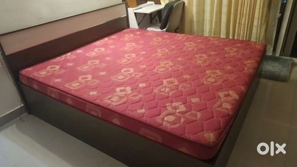 Sleepwell 5 inches king size mattress