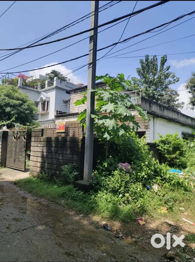 Sell for a indipendent patta house with 8 dicimil plot.