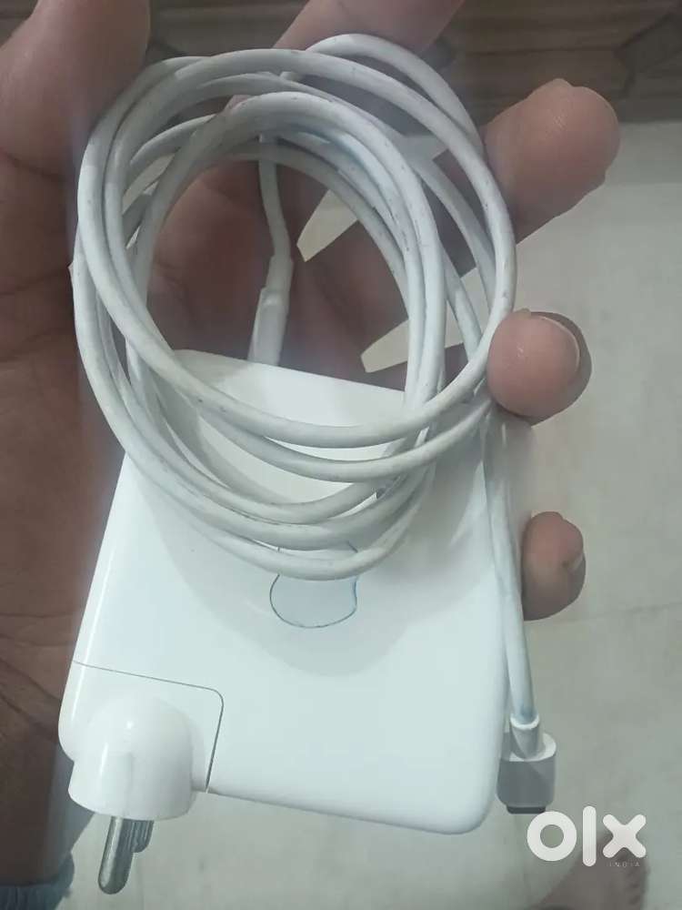 Mackbook pro charger