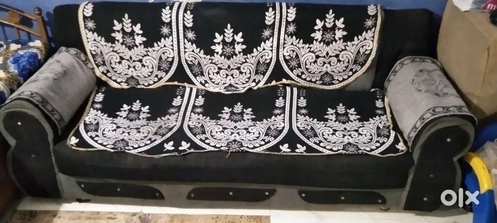 3×2 sofa,1 sofo 3 and 2 no sofo 2 sofa che.