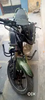 Fz-s good condition  only back tire chaingeand indicator not working
