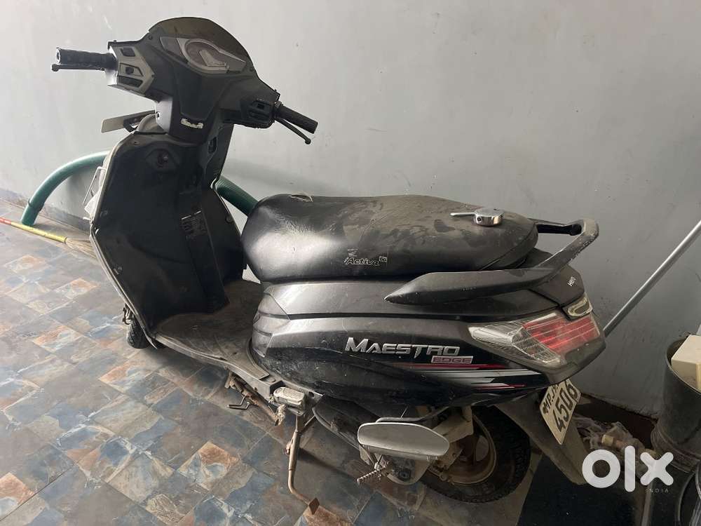 Sale karna hai bhai log