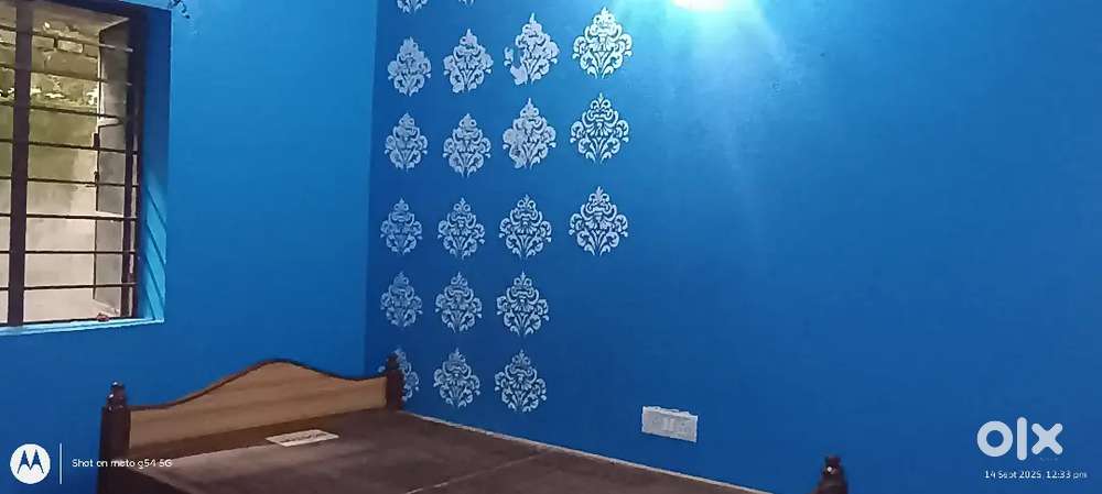 Jay prakash nagar lane no 04 2 bhk only for girls bechlors