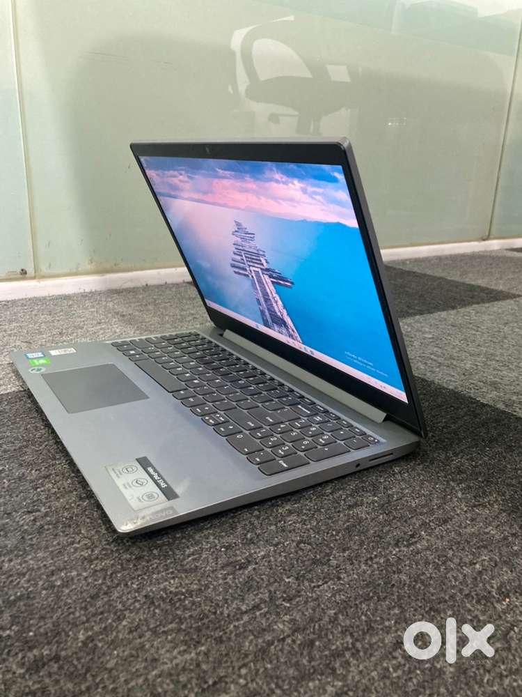 Lenovo ideapad S145 / i5 / 8th gen / 256gb / working condition