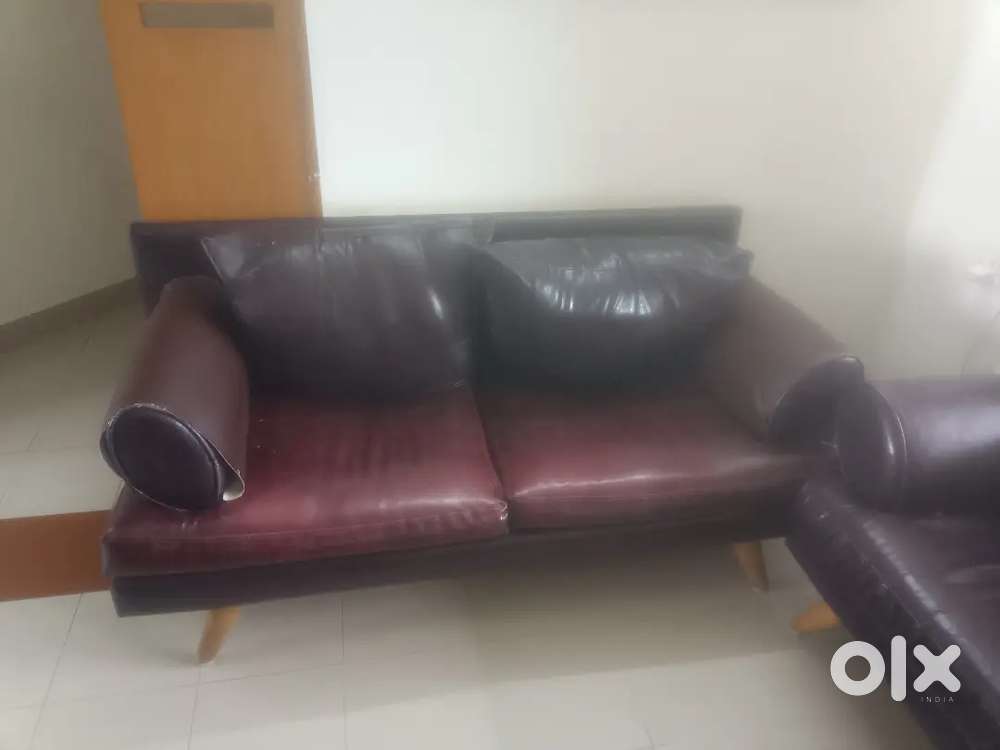 Luxurious sofa 8×3 one  and 4×3 two   comfort support  one round table