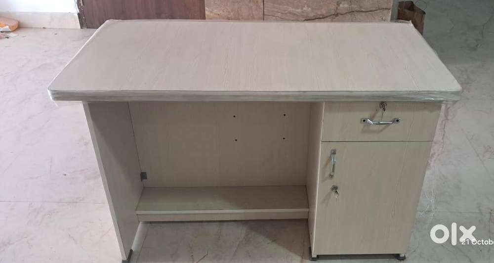 Study Office Table Brand New Only 1 Month Old Scratchless Piece