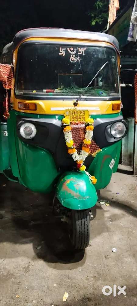 Bajaj cng x wlde