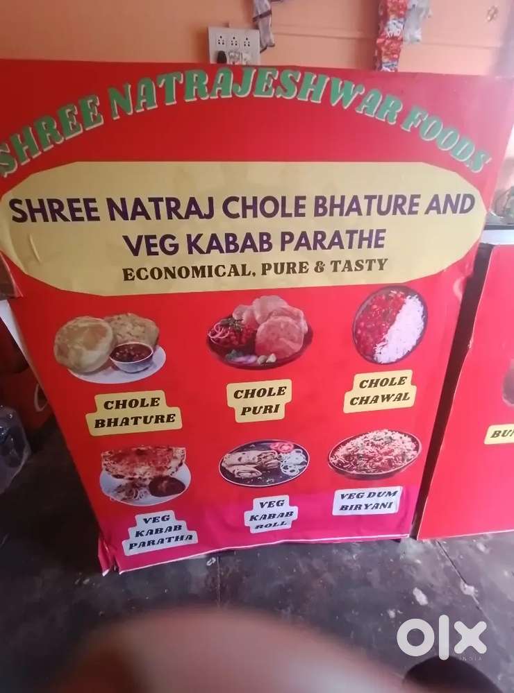 Karigar Chahiye Chole Bhature aur Kabaab Parathe banane ke liye