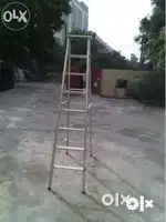Self supporting Aluminium ladder 17 feet height available for Rs 10000