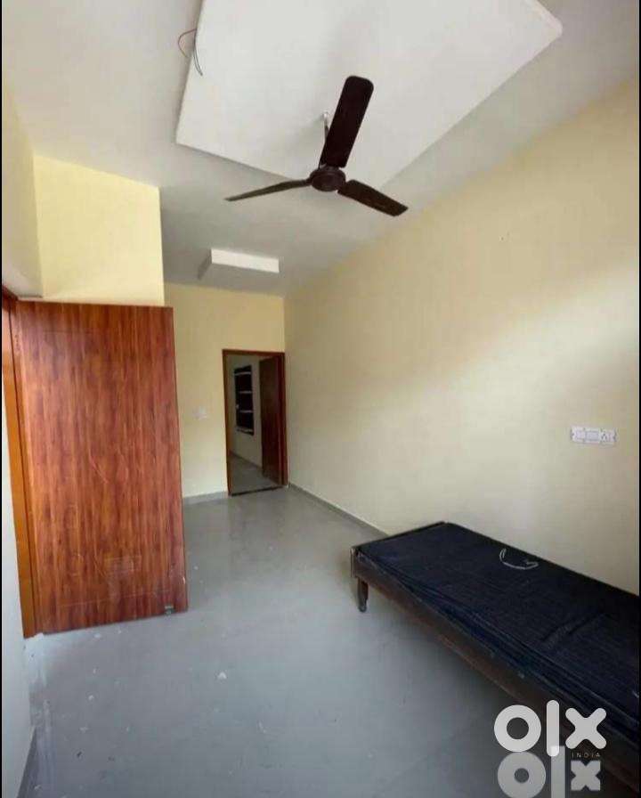 Big size 1bhk ready to move Flat for sale in just 23.90lac Sector 127