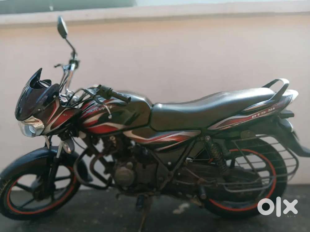 Bajaj Discover