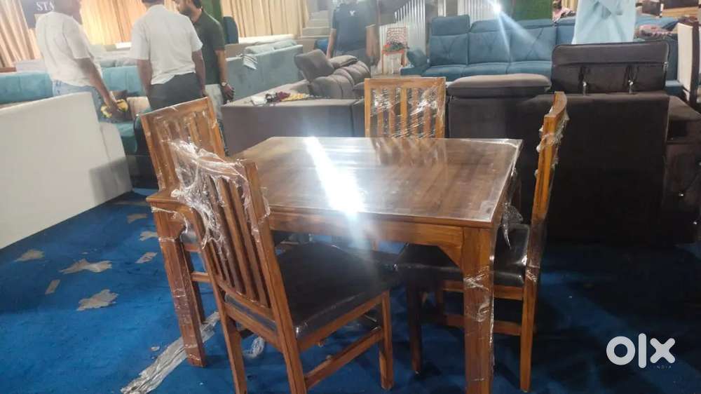 Dinning table available in Starf Furniture