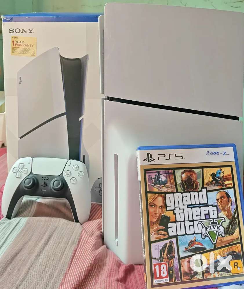 PS5 DISC EDITION 1 TB WITH FREE GTA 5 DISC..