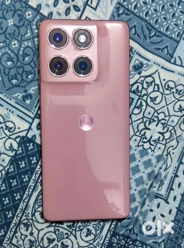 Good condition with original charger bill n box