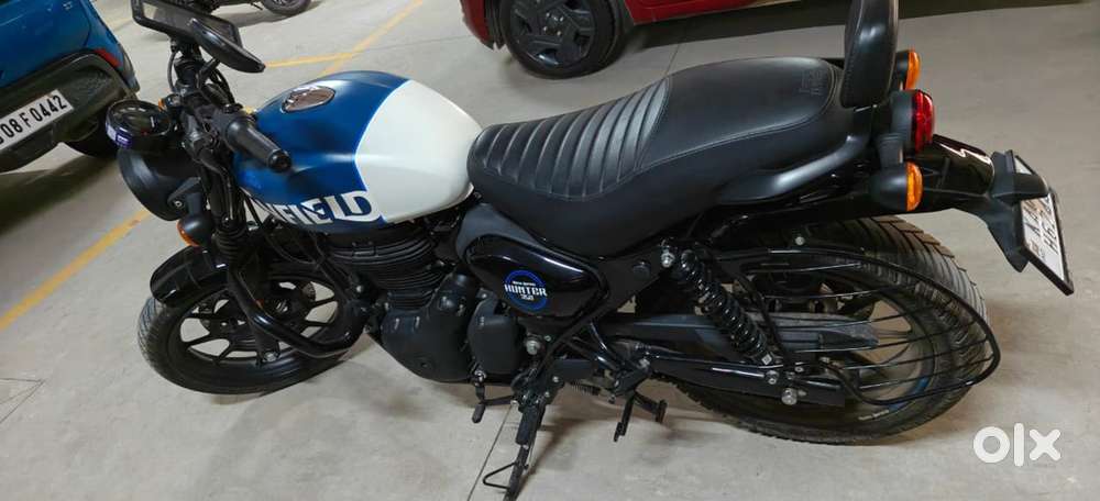 Royal Enfield Hunter 350 Top Model_just 10 months old_ 3300 KM