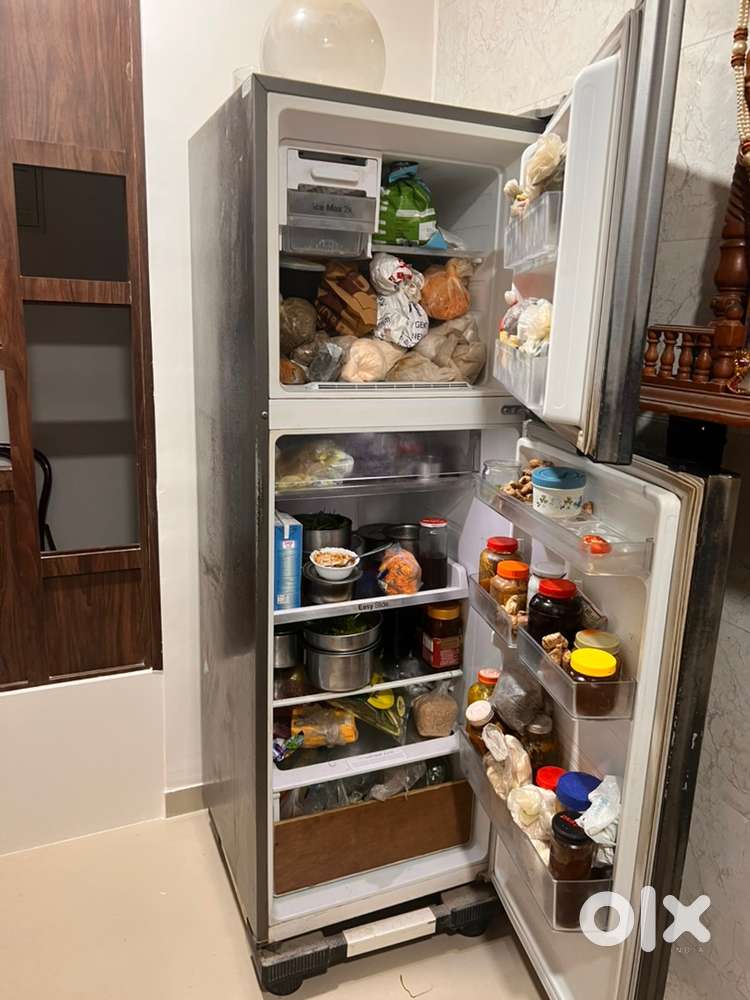 Samsung 345 ltrs three star 2 door refrigerator