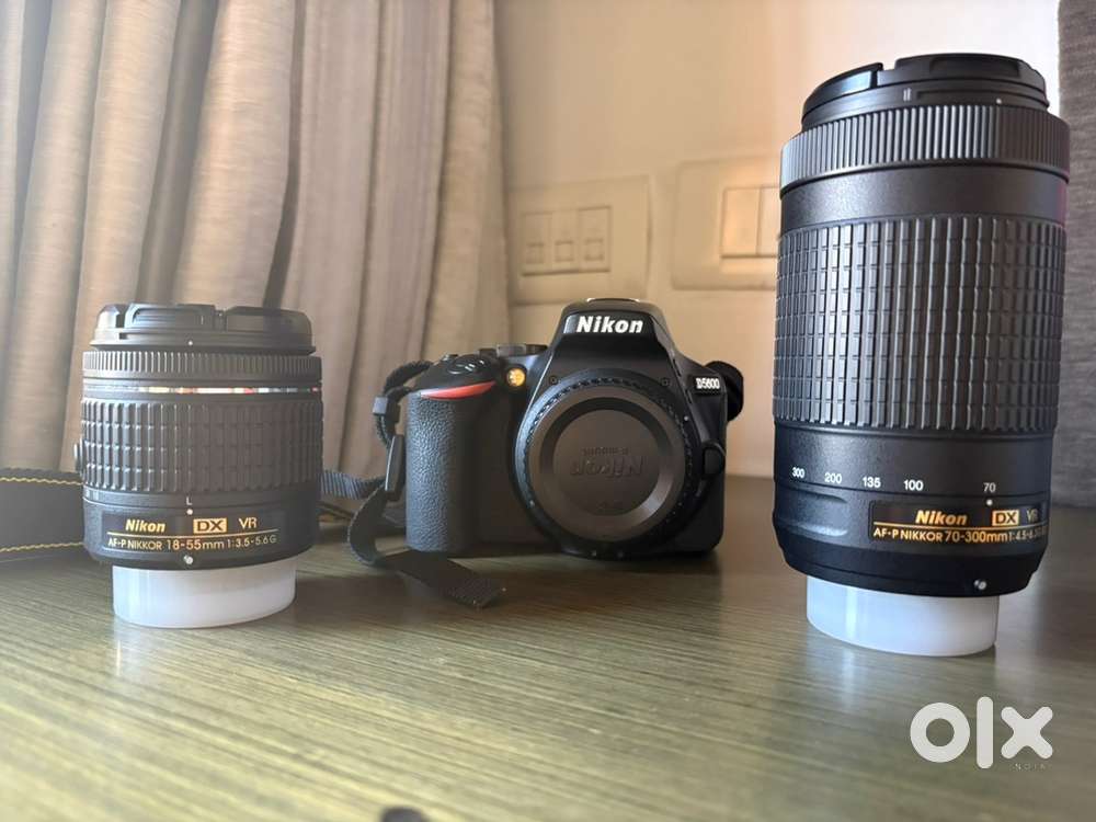 Nikon D5600 with Dual Lens (18-55 mm and 70-200 mm)