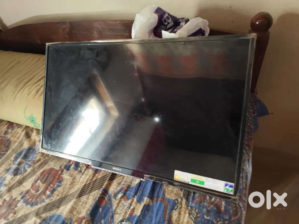 Sony TV every thing good