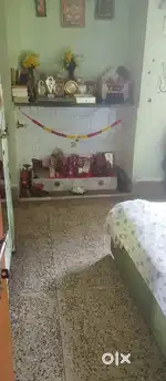Sell flat tobin road bangalaskmi bazar manna para front open