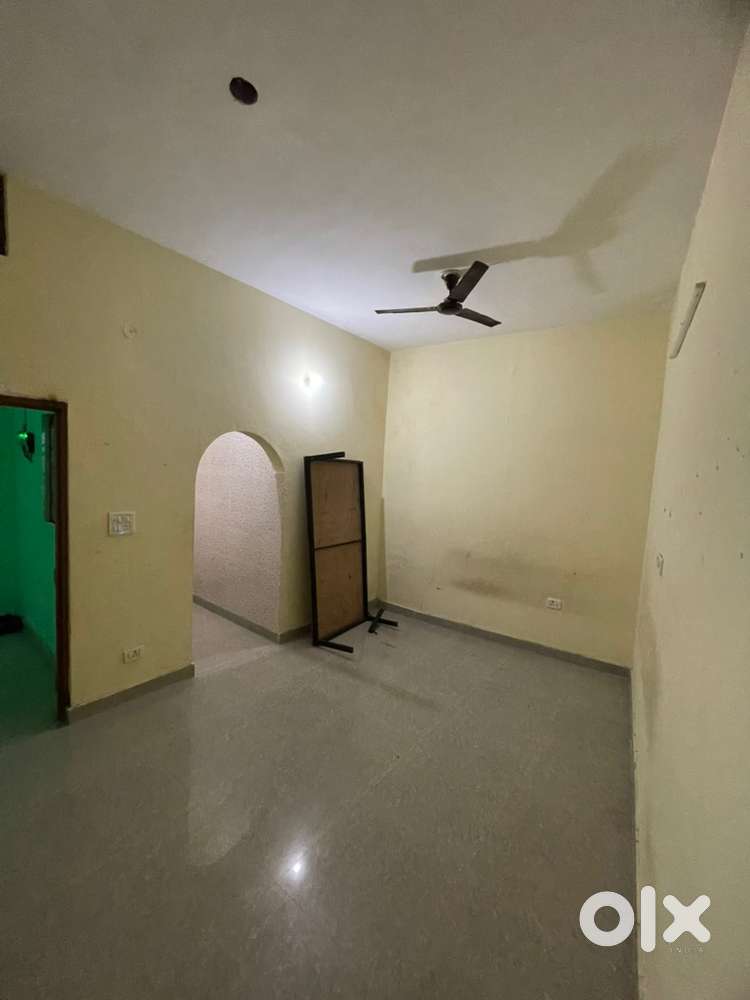 Room for rent attached kitchen bathroom