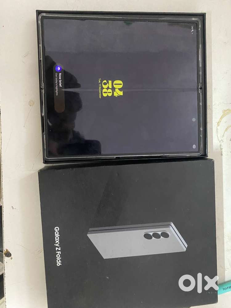Samsung z fold 6 like new phone