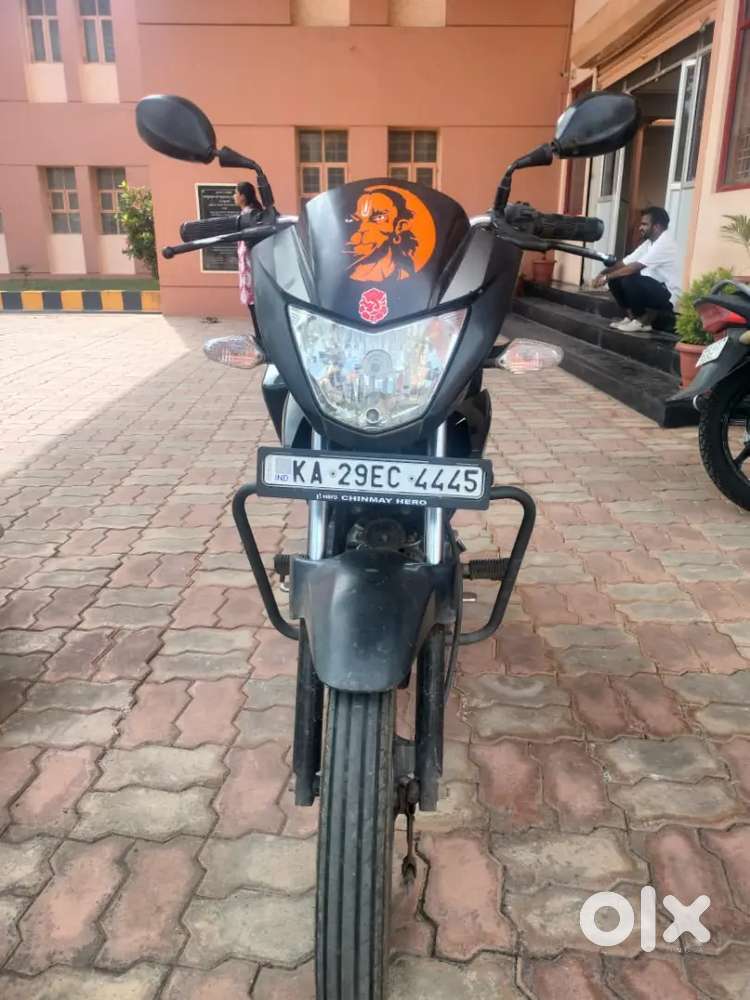 Hero Glamour with Good Condition Bike