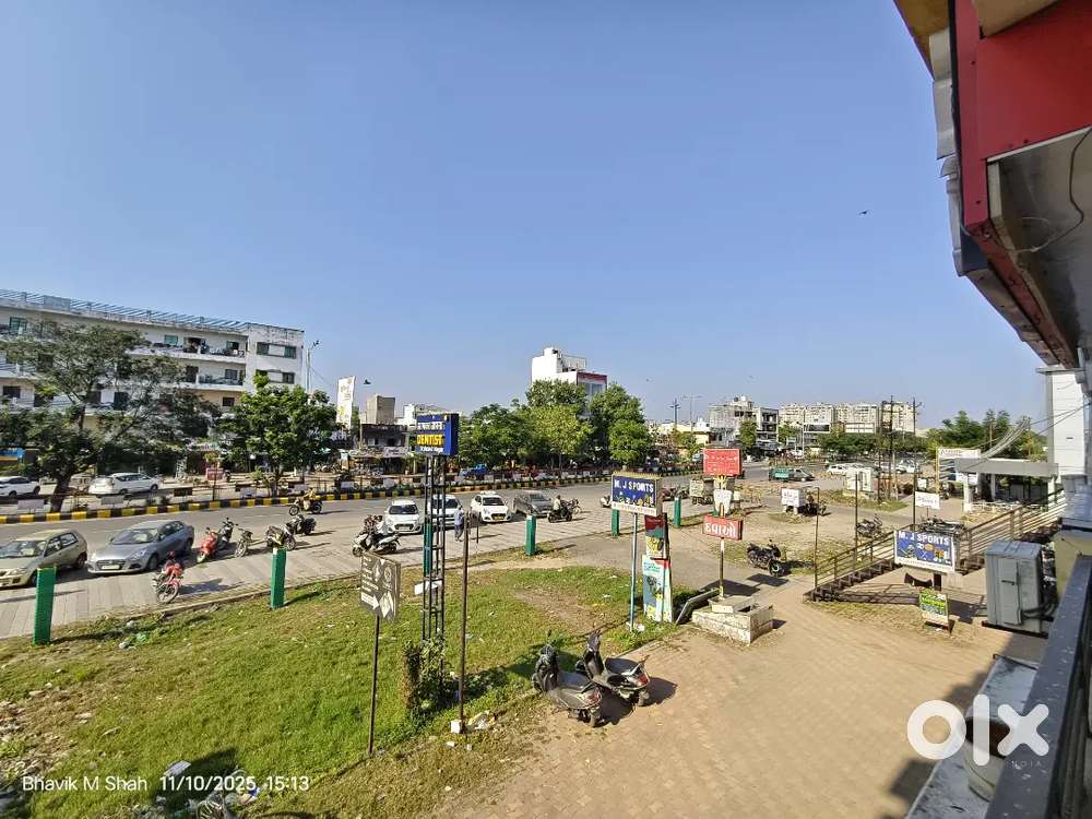 Rent Frist Floor Shop, Near Kamla Nagar Talav, Ajwa Road, Vadodara